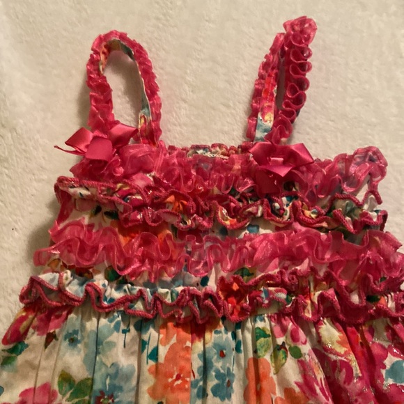 One piece - Picture 2 of 5